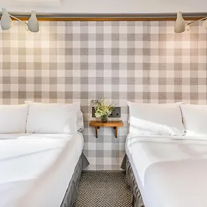 4* 酒店 Paramount Times Square